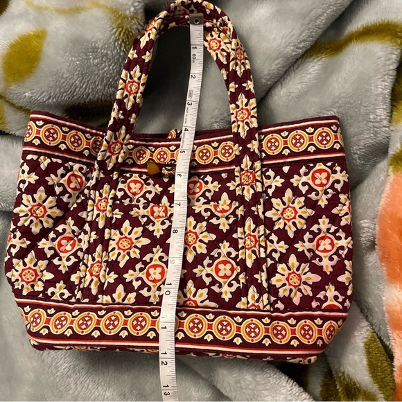 Vera Bradley burgundy medallion 2006 retired pattern small purse - Picture 11 of 11